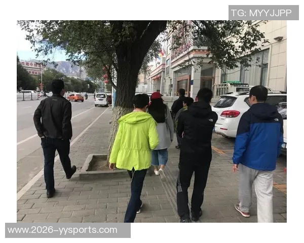 斯潘塞琼斯分享生活便利球馆附近公寓无车出行借队友车辆解决问题 斯潘塞琼斯分享生活便利球馆附近公寓无车出行借队友车辆解决问题