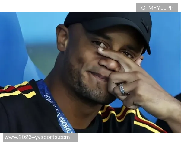 法尔克透露孔帕尼对17岁边锋麦克的高度认可或将外租锻炼提升出场机会 法尔克透露孔帕尼对17岁边锋麦克的高度认可或将外租锻炼提升出场机会